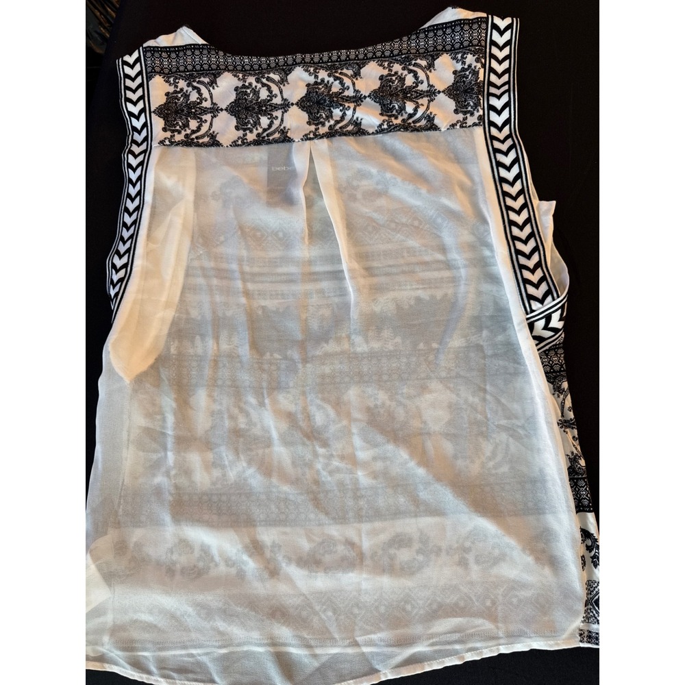 Bebe Womens Sleeveless Mixed Print Blouse Black White Paisley Chevron Small NEW - Picture 13 of 16